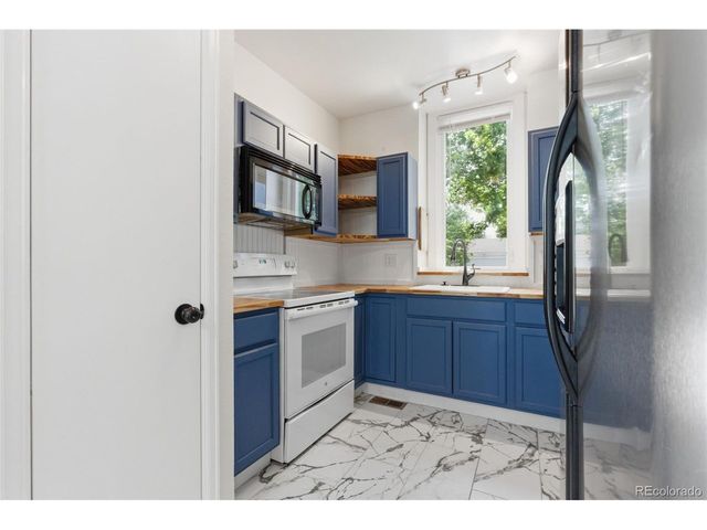 19429 E Brown Dr, Aurora, CO 80013