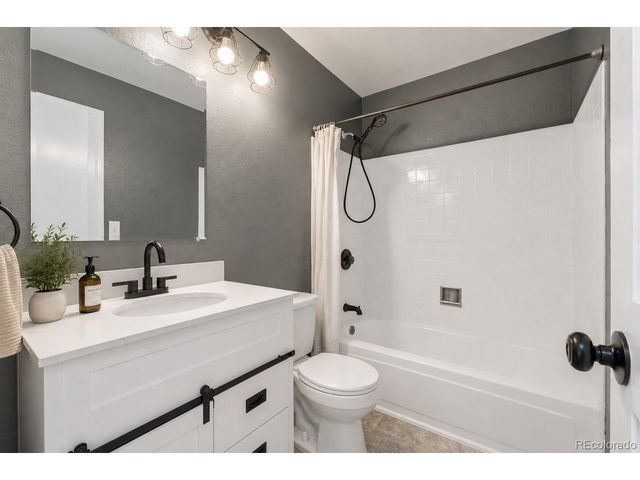 19429 E Brown Dr, Aurora, CO 80013