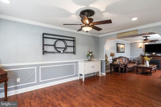 3 COUNTRY LN, Hamilton, NJ 08690