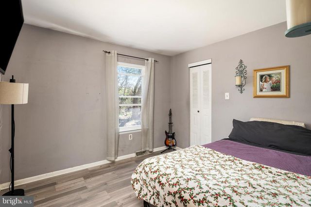 3 COUNTRY LN, Hamilton, NJ 08690