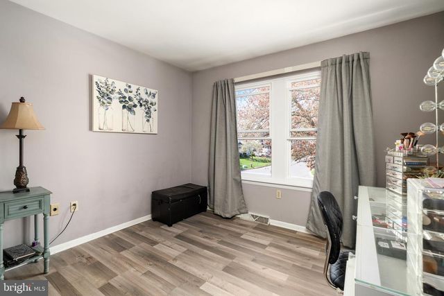 3 COUNTRY LN, Hamilton, NJ 08690