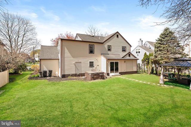 3 COUNTRY LN, Hamilton, NJ 08690