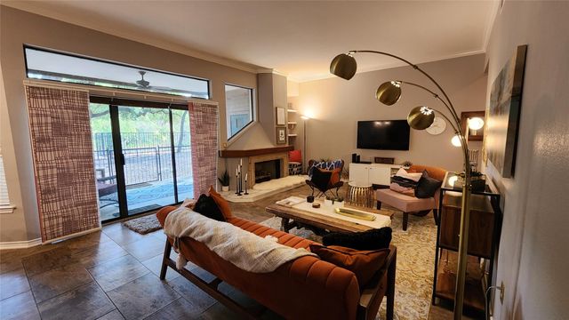 300 San Gabriel Village BLVD 411, Georgetown, TX 78626