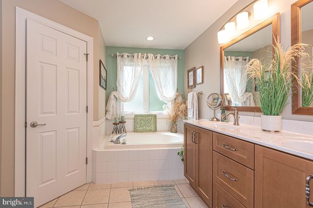 5774 ROYAL MILE BLVD, Salisbury, MD 21801