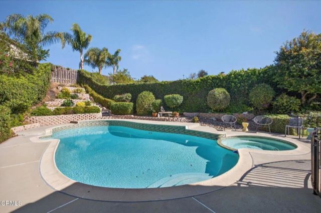 2274 Via Tomas, Camarillo, CA 93010