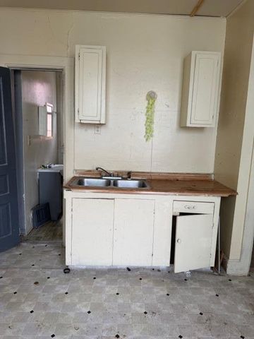 1140 Lasalle STREET, Racine, WI 53404