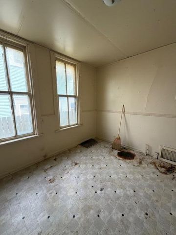 1140 Lasalle STREET, Racine, WI 53404