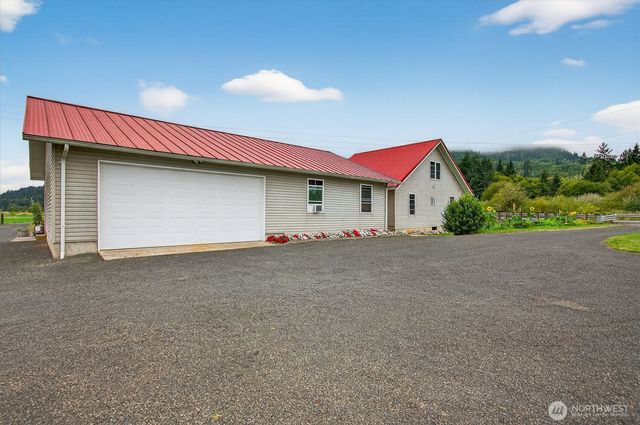 1710 W State Route 4, Skamokawa, WA 98647