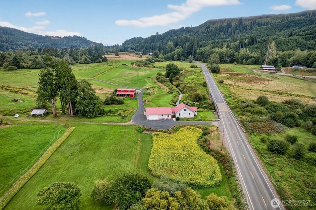 1710 W State Route 4, Skamokawa, WA 98647