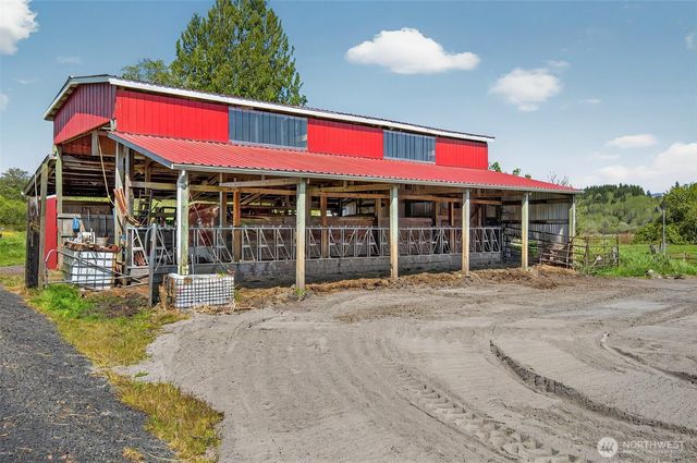 1710 W State Route 4, Skamokawa, WA 98647