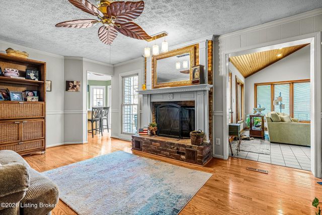 5206 Arrowshire Dr, La Grange, KY 40031