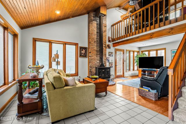 5206 Arrowshire Dr, La Grange, KY 40031