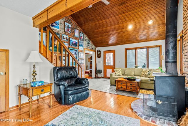 5206 Arrowshire Dr, La Grange, KY 40031