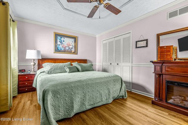 5206 Arrowshire Dr, La Grange, KY 40031