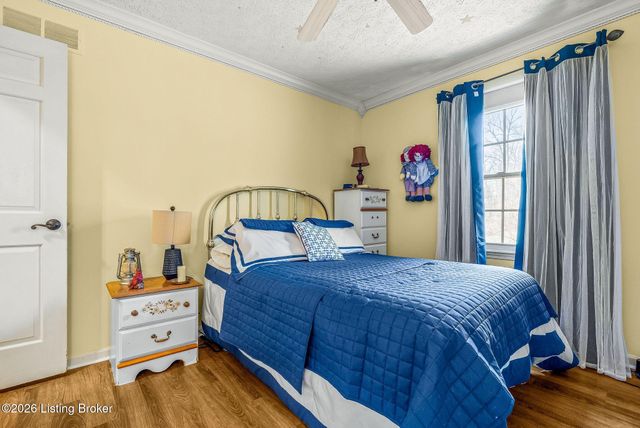 5206 Arrowshire Dr, La Grange, KY 40031