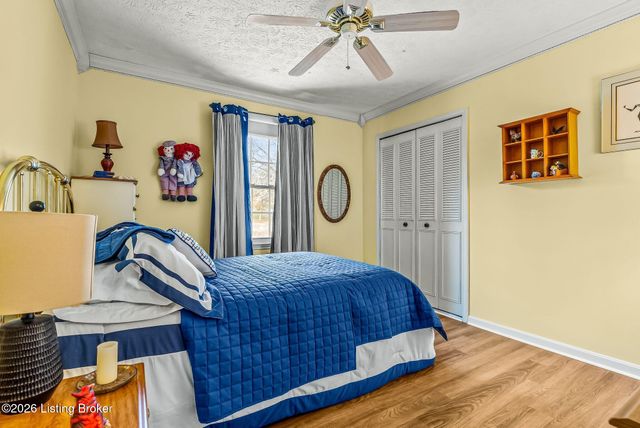 5206 Arrowshire Dr, La Grange, KY 40031