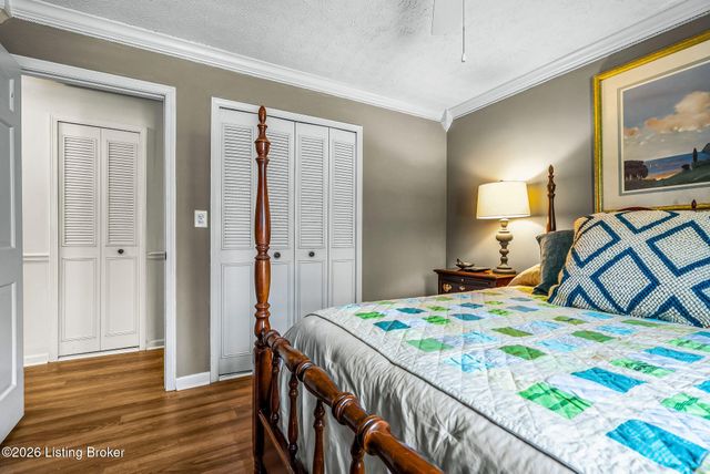 5206 Arrowshire Dr, La Grange, KY 40031