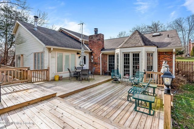 5206 Arrowshire Dr, La Grange, KY 40031