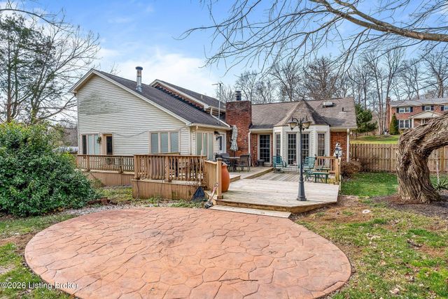 5206 Arrowshire Dr, La Grange, KY 40031