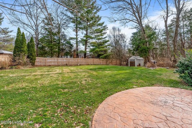 5206 Arrowshire Dr, La Grange, KY 40031