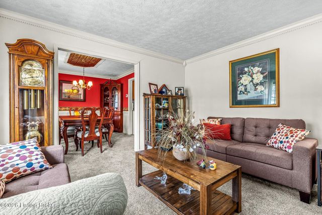 5206 Arrowshire Dr, La Grange, KY 40031