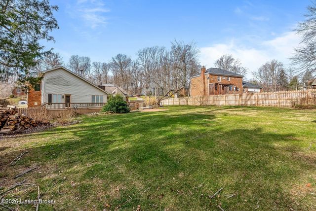 5206 Arrowshire Dr, La Grange, KY 40031