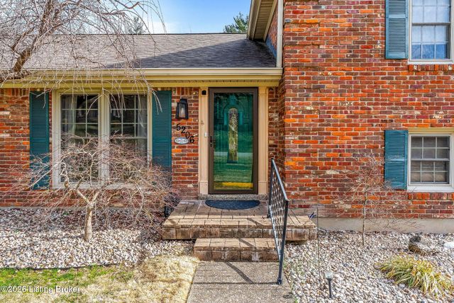 5206 Arrowshire Dr, La Grange, KY 40031