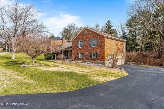 5206 Arrowshire Dr, La Grange, KY 40031