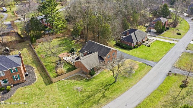 5206 Arrowshire Dr, La Grange, KY 40031