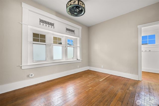 2006 Iron Street, Bellingham, WA 98225