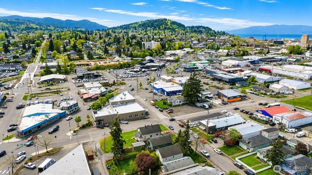 2006 Iron Street, Bellingham, WA 98225