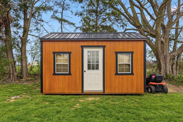 661 Old Louisville Road, Salvisa, KY 40372