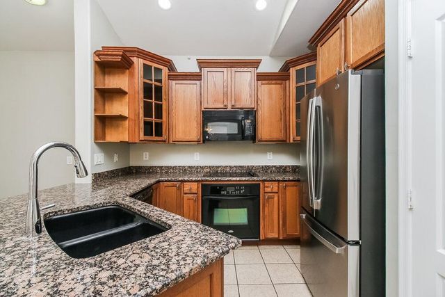 2121 E Huntington Drive, Phoenix, AZ 85040