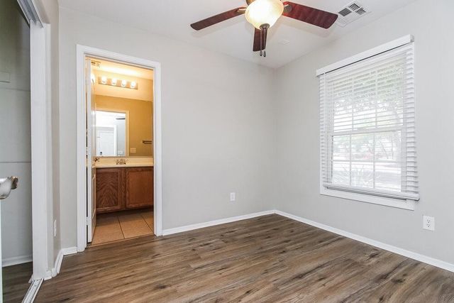 2121 E Huntington Drive, Phoenix, AZ 85040