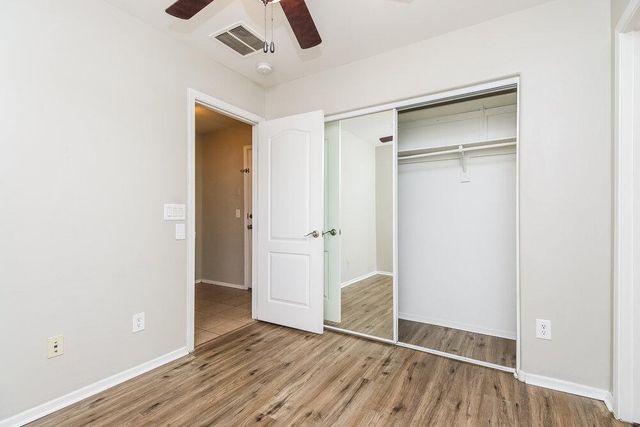 2121 E Huntington Drive, Phoenix, AZ 85040