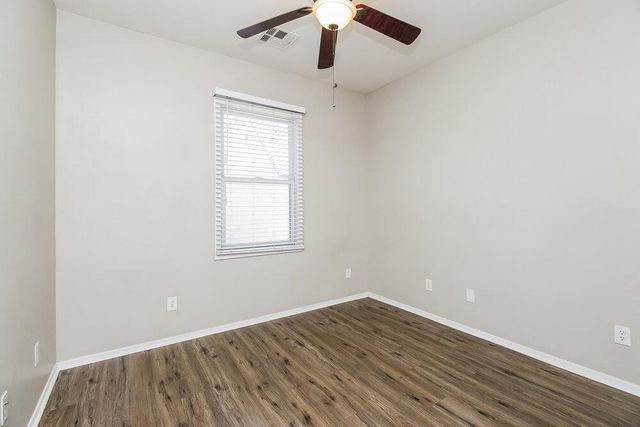 2121 E Huntington Drive, Phoenix, AZ 85040
