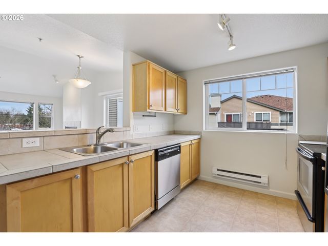 760 Nw 185TH Ave 308, Beaverton, OR 97006