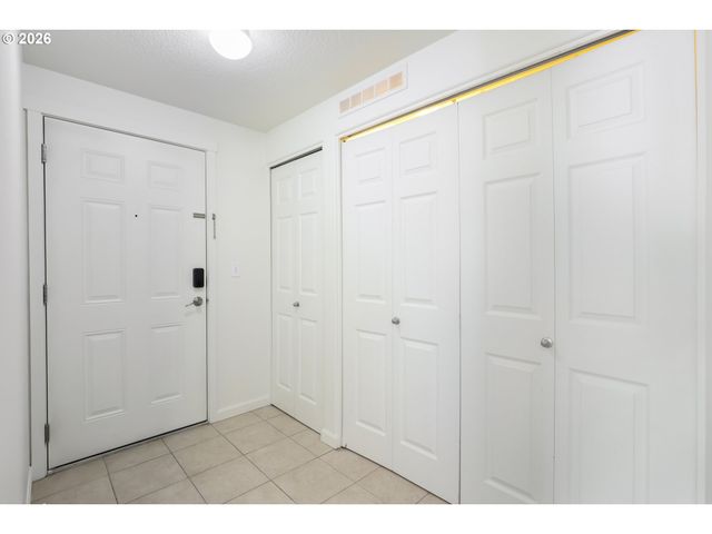 760 Nw 185TH Ave 308, Beaverton, OR 97006