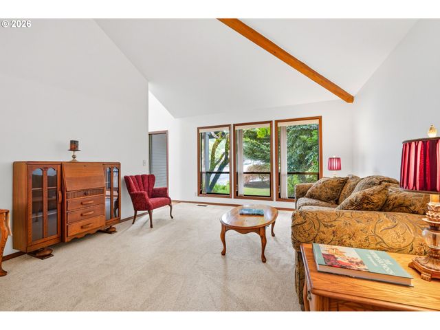 9580 Sw RIVERWOOD Ln, Tigard, OR 97224