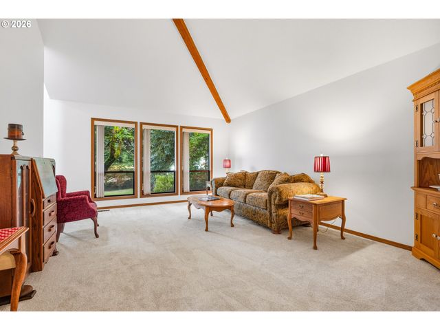 9580 Sw RIVERWOOD Ln, Tigard, OR 97224