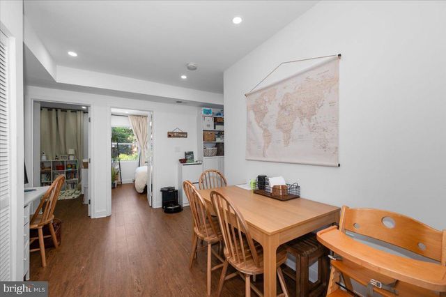 211 WEBSTER ST NE, Washington, DC 20011