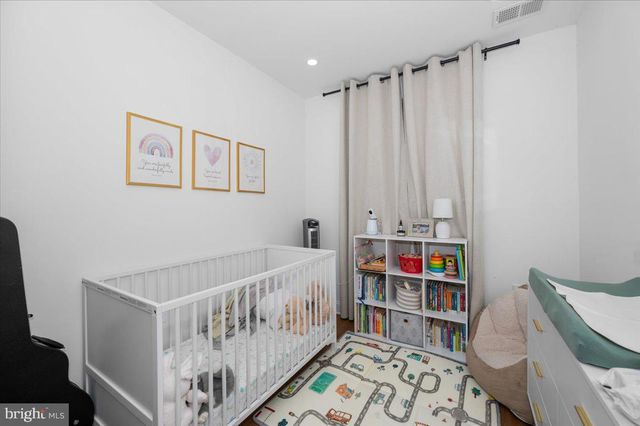 211 WEBSTER ST NE, Washington, DC 20011