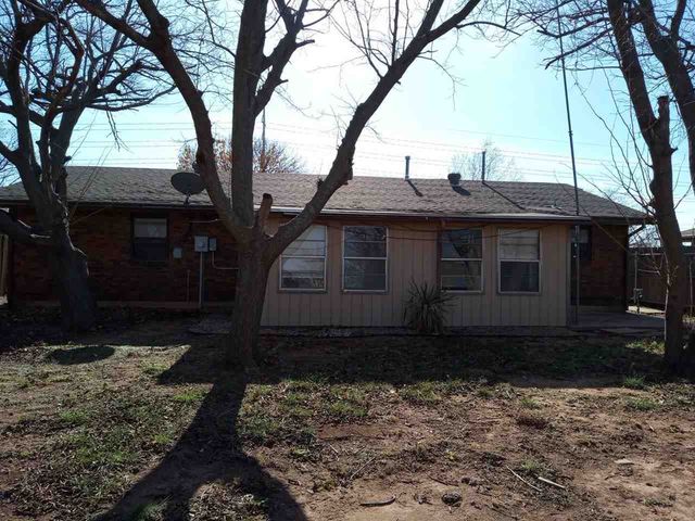 4629 SE Brighton Pl, Lawton, OK 73501