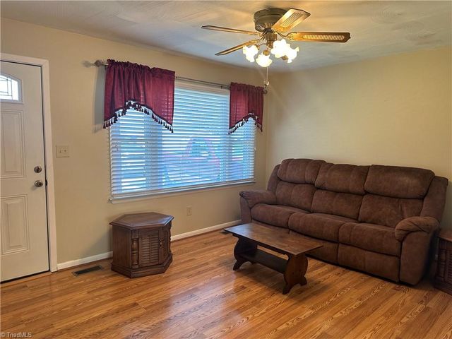 184 Shamrock Avenue, Mount Airy, NC 27030