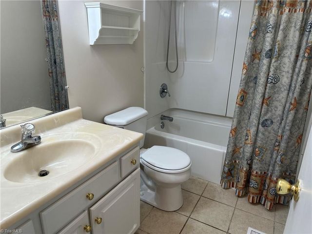 184 Shamrock Avenue, Mount Airy, NC 27030