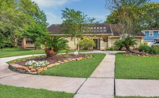4114 Plumtree Lane, Seabrook, TX 77586