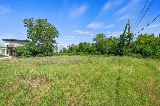 4519 S 3rd ST, Austin, TX 78745