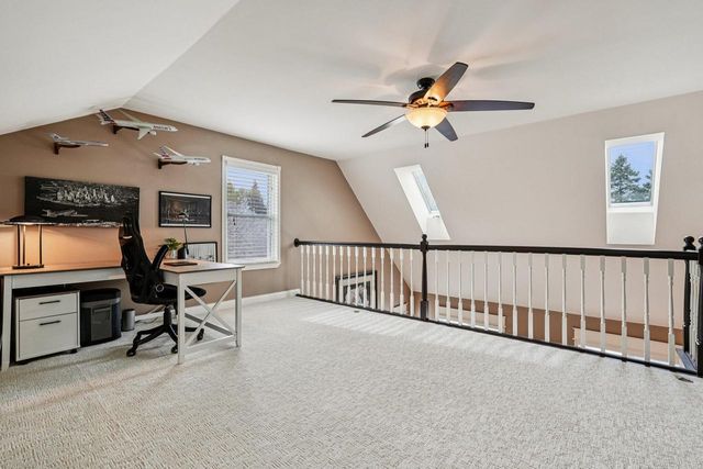 8055 S 85th STREET, Franklin, WI 53132