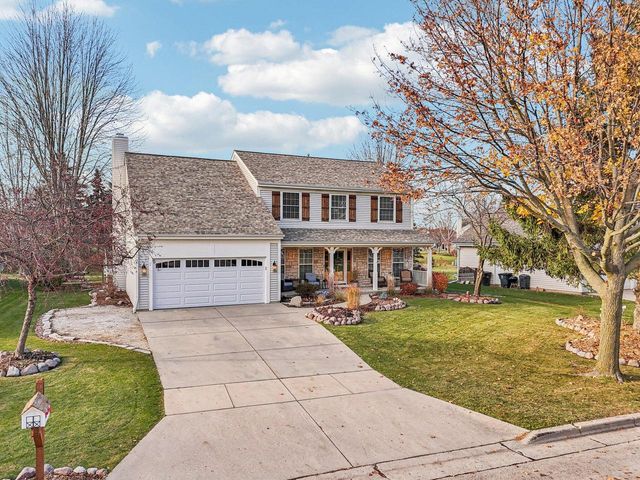 8055 S 85th STREET, Franklin, WI 53132