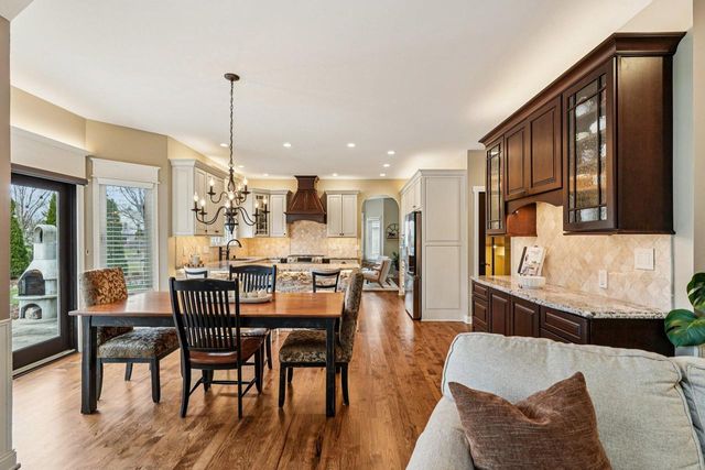 8055 S 85th STREET, Franklin, WI 53132